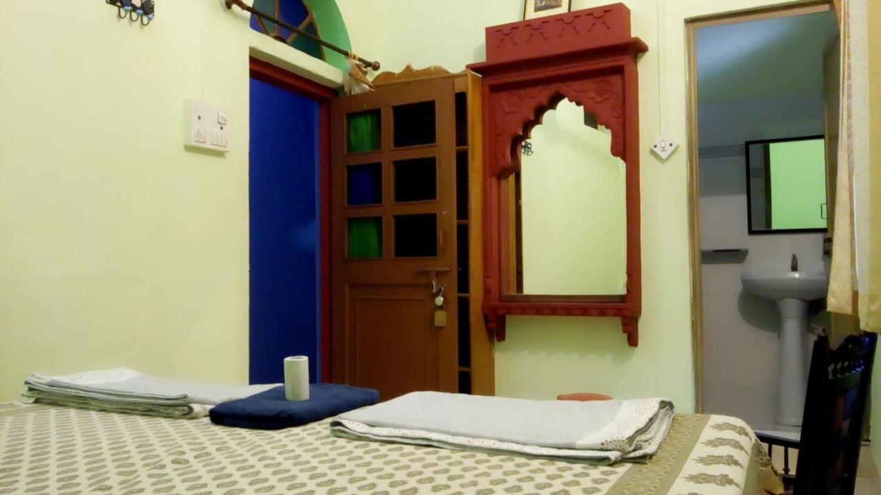 Shivam Tourist Guest House Būndi Exteriör bild