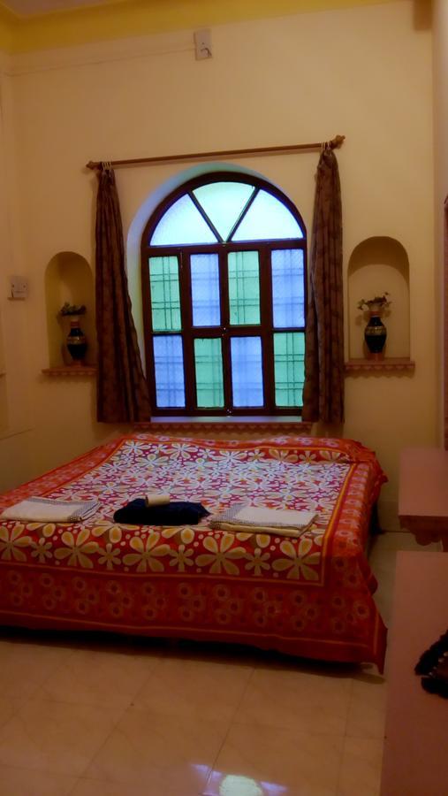 Shivam Tourist Guest House Būndi Exteriör bild